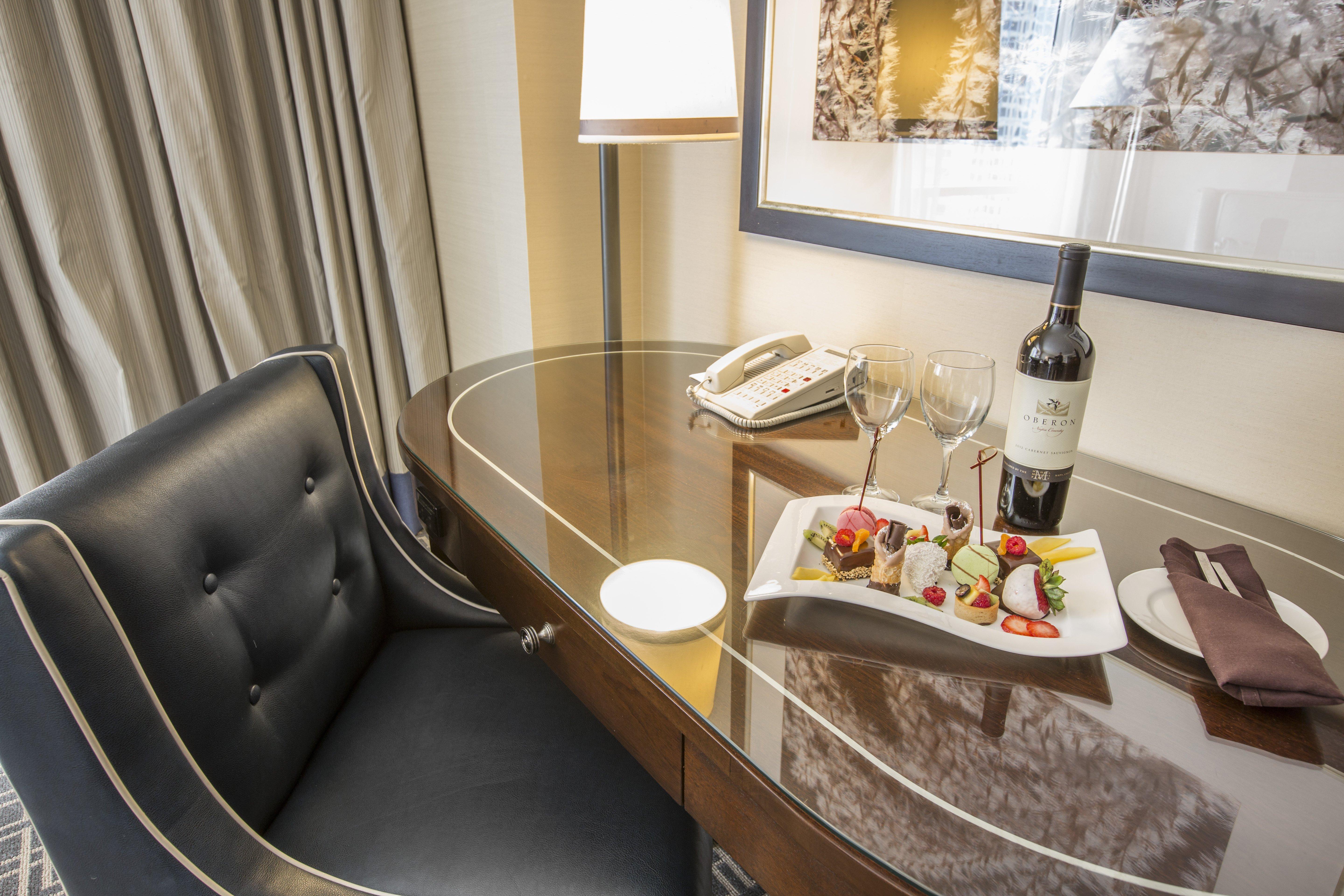 Omni Angeles Hotel 4*