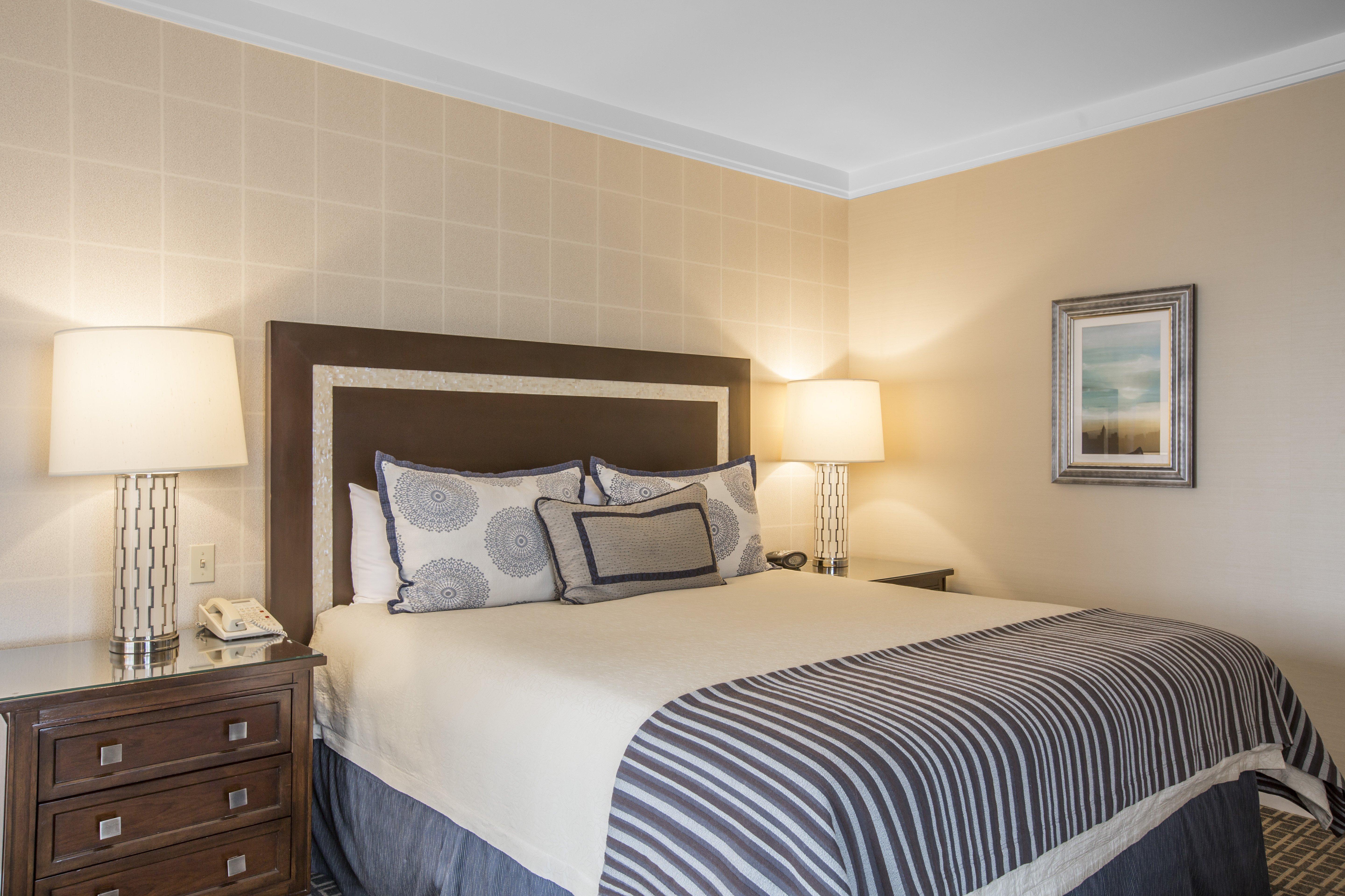 Omni Angeles California Plaza Hotel 4*