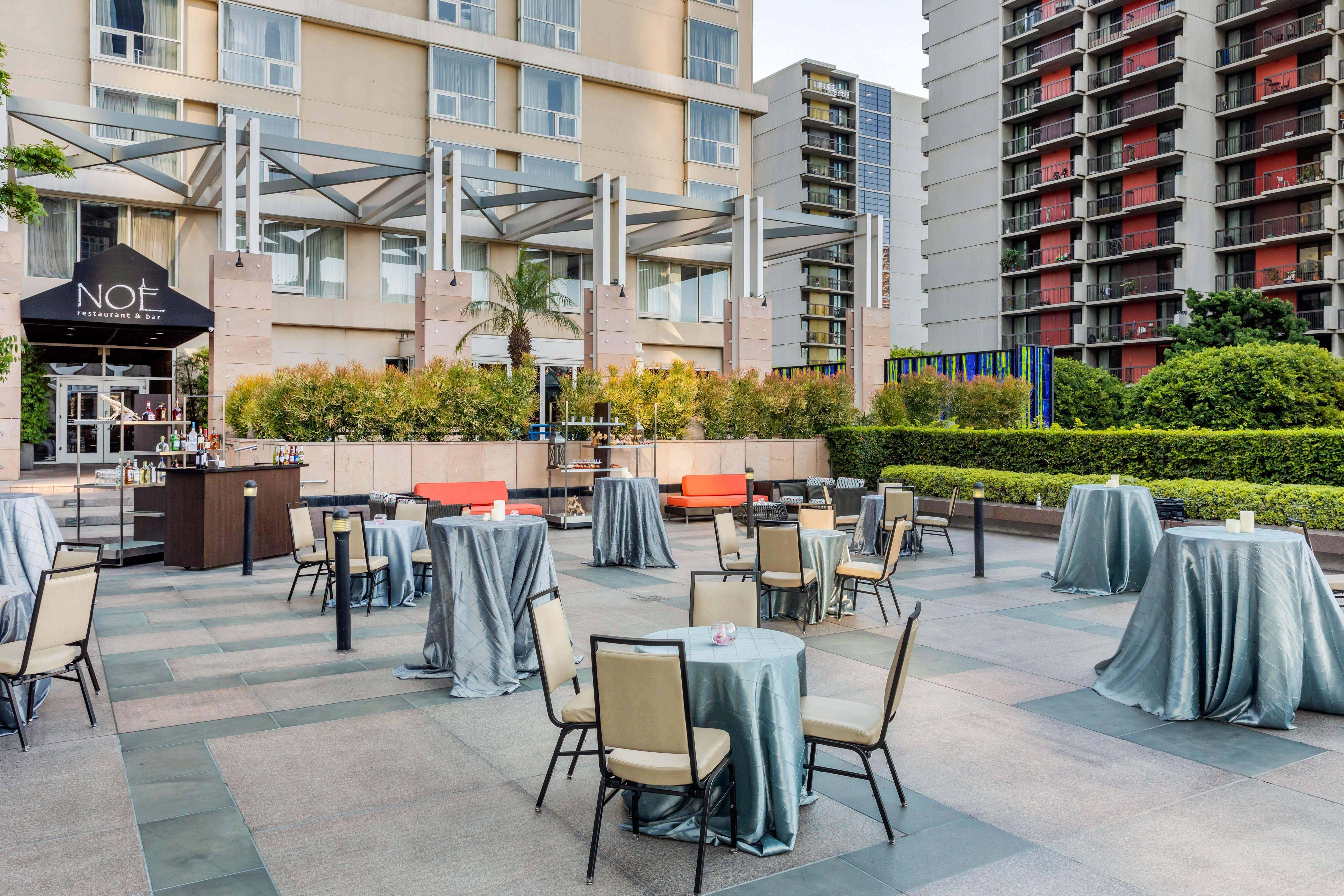 Hotel Omni Angeles California Plaza 4*