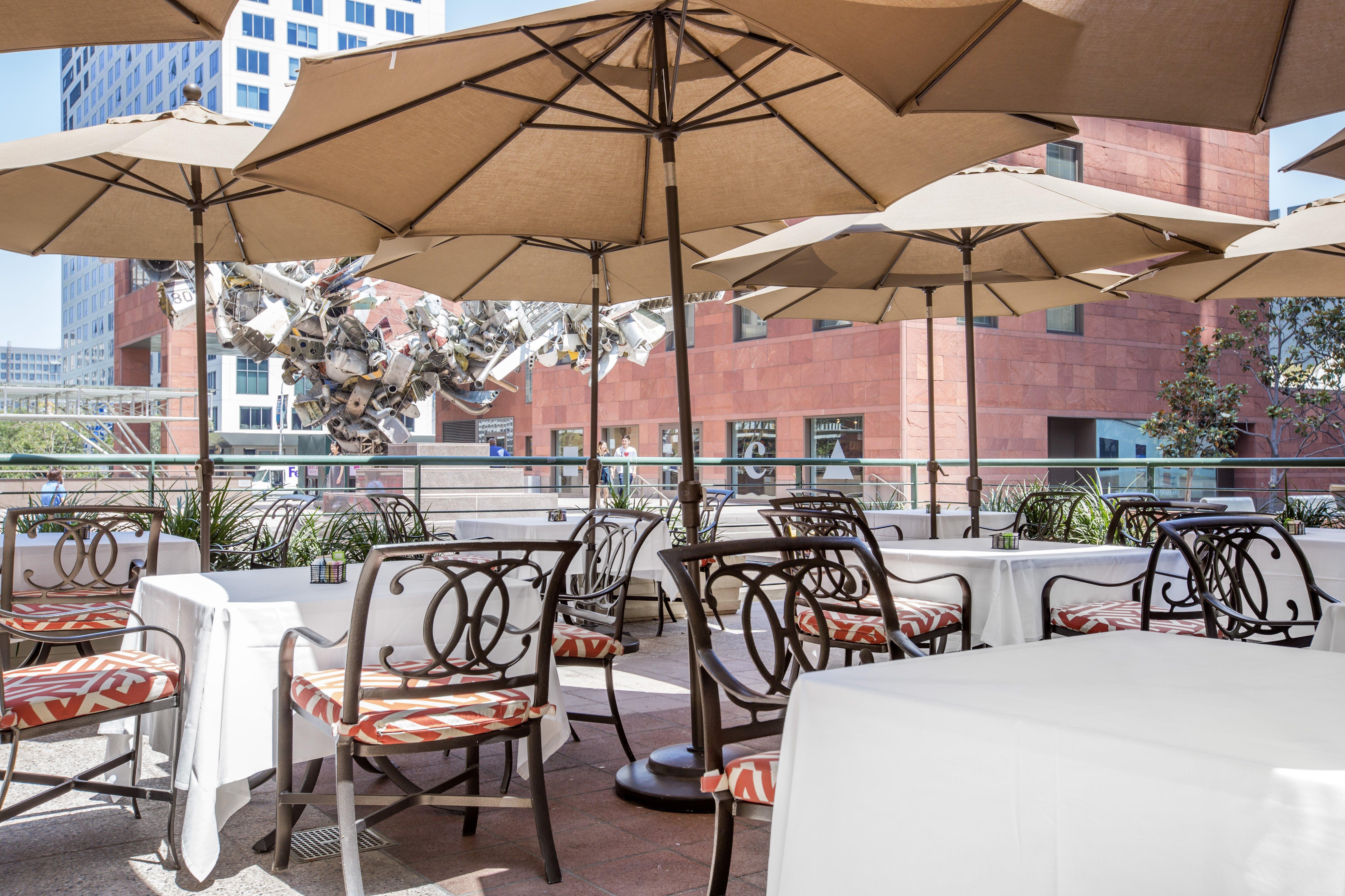 Omni Angeles California Plaza Hotel